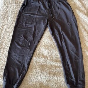 Woolx Lola Women's Charcoal Jogger Pants